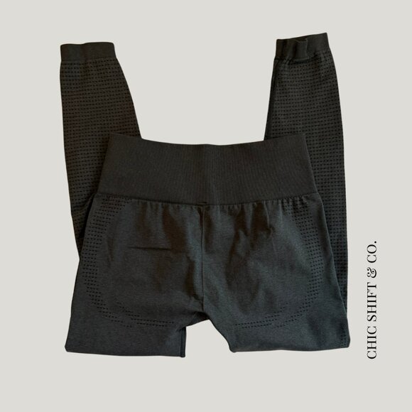 Gymshark | Vital Seamless Leggings | Black | Size M - Picture 3 of 5